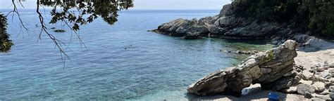 Agios Ioannis Beach Mouresi Damouchari Papa Nero Beach 19 Reviews Map Thessaly Greece