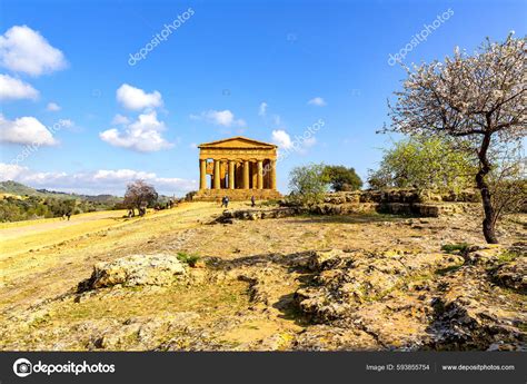 Temple Concordia Agrigento Valley Temples Archaeological Park Stock Photo by ©lachris77 593855754