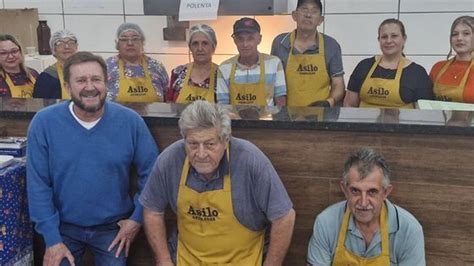 Festa tradicional ao Asilo São Vicente de Paulo acontece até domingo