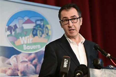 Pfiffe Gegen Landwirtschaftsminister Zdemir Bev Lkerung Hat