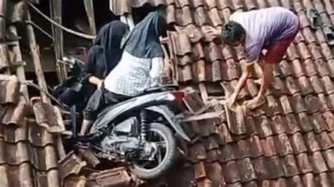 Inilah Sosok Lani Alviani Pengemudi Motor Nyungsep Di Atap Rumah Warga