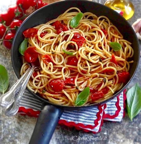 Esitellä 86 imagen pasta con basilico e pomodoro abzlocal fi