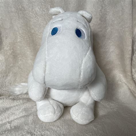 Moomin plush 𝙥𝙡𝙚𝙖𝙨𝙚 𝙧𝙚𝙖𝙙 𝙨𝙝𝙤𝙥 𝙞𝙣𝙛𝙤 𝙥𝙤𝙡𝙞𝙘𝙞𝙚𝙨 Depop