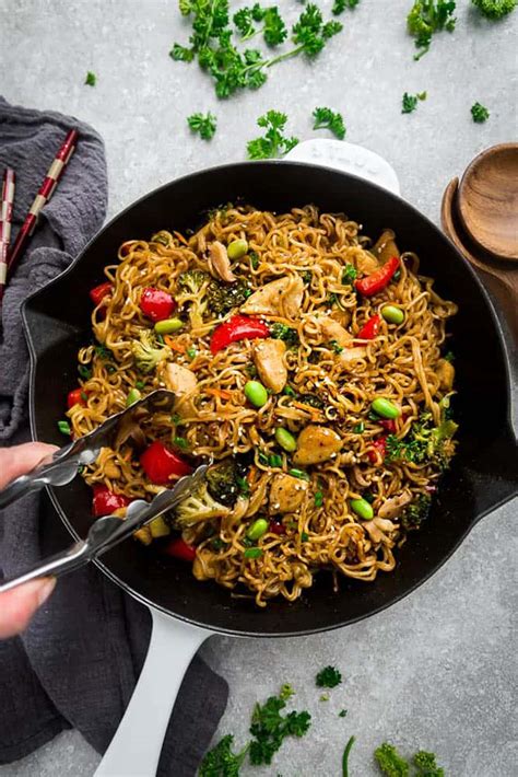 Teriyaki Chicken Ramen Noodle Stir-Fry (One Pot Skilet) Dinner Idea