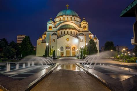 Premium Photo | Cathedral of saint sava at night in belgrade