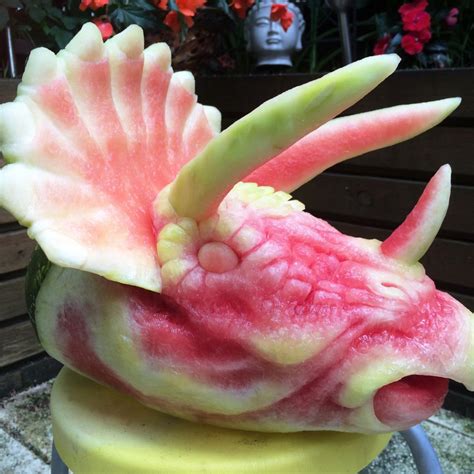 Simple Fruit Carving Watermelon