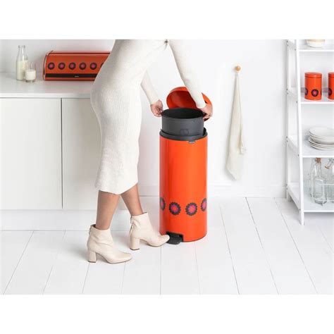 Brabantia Newicon Pedaalemmer Liter Met Kunststof Binnenemmer