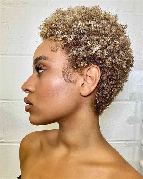 32 Most Flattering Short Curly Hairstyles To Perfectly Shape Your Curls