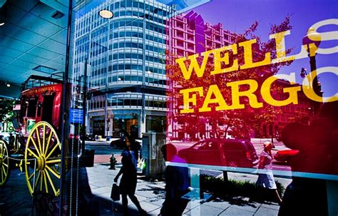 Lawrence Summers: Wells Fargo’s board members are getting off too easy ...