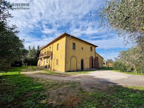 Casale Cascina In Vendita In Strada Statale Aurelia Orbetello Scalo