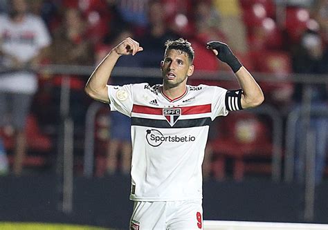 Calleri Tem Sua Melhor M Dia De Gols Por Minutos Jogados Como Atleta Do