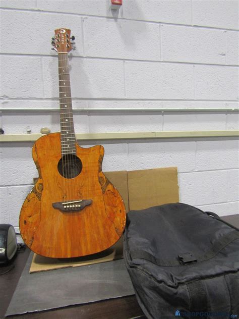 Luna Guitars Gypsy Spalt Grand Concert Acoustic Electric Guitar W Case