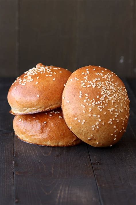 Whole Wheat Burger Buns