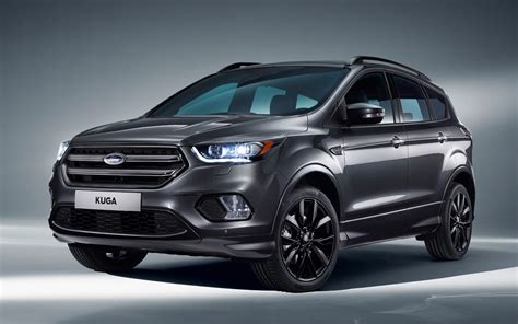 Comparison Ford Kuga Titanium 2016 Vs Hyundai Tucson SE 2016