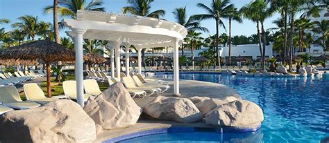 Hotel Riu Jalisco, Riviera Nayarit - Mexico | Cheaper Vacations®