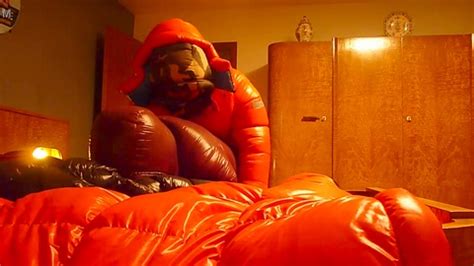 Duo Parkasite Gaz Gay Bingo