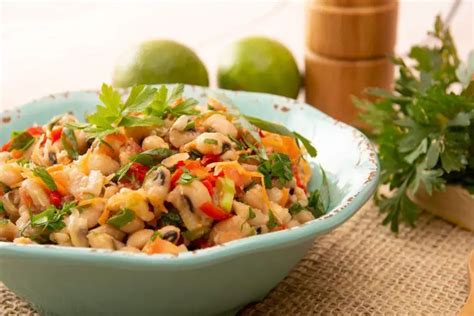 Receita de Salada de feijão branco bacalhau Comida e Receitas