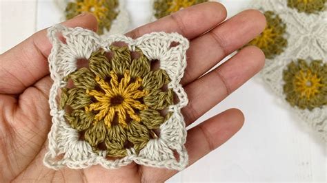 How To Crochet A Small Flower Granny Square Easy Crochet Lace Flower