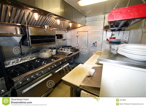 Small restaurant kitchen design layout | Up Forever