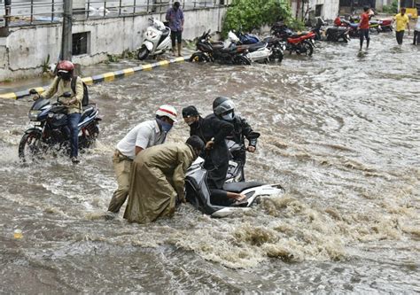 Heavy Rain In Hyderabad