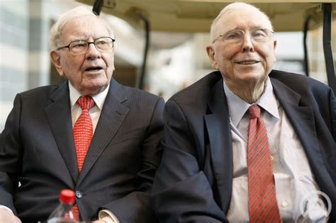 Warren Buffet Son Pari Fou Transforme 230 Millions De Dollars En 8