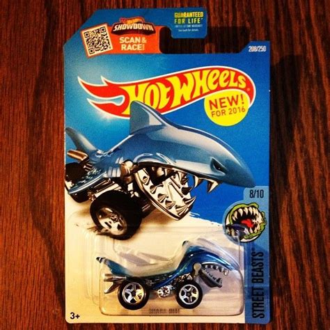 Awesome Hot Wheels Shark Bite Street Beasts Series