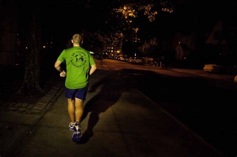 Study Why Running In The Dark May Feel Harder Canadian Running Magazine