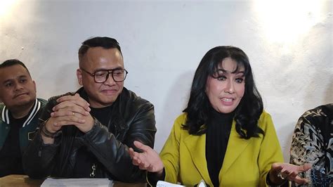 Dewi Perssik Kembali Disomasi Kali Ini Oleh Tessa Mariska Youtube