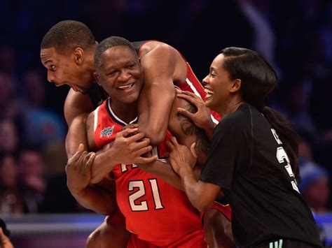 Team Bosh Wins 3rd Consecutive Nba All Star Shooting Stars Competition