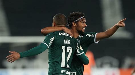 Palmeiras Vence Botafogo Um A Menos E Abre Dez Pontos De Vantagem