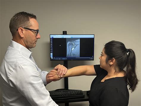 Glenoid Shoulder Labrum Tear Surgery And Treatment In Chicago