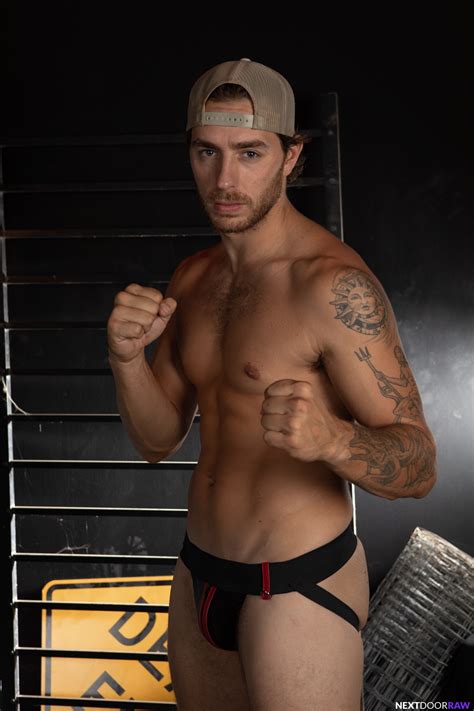 Fuck Club W Carter Woods Dacotah Red Daily Squirt