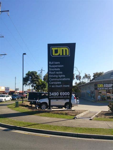 Pylon Signs Brisbane Fabsigns