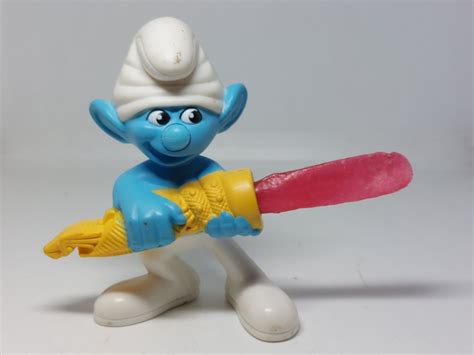 2011 Mcdonald S Happy Meal Smurfs Clumsy Smurf Collectible Toy Figure