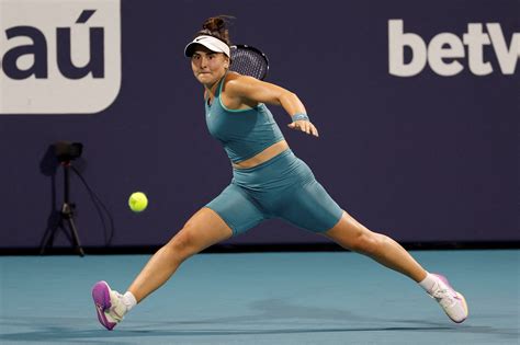 Andreescu Waiting For Test Results On Painful Ankle Injury Reuters