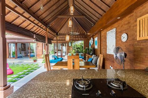 Sewa Harian Villa Pantai 2 Kamar Di Sanur Denpasar Bali BVI32275