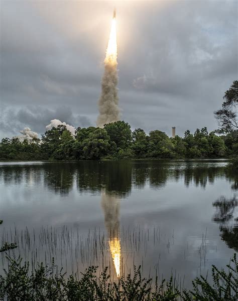 NASA’s James Webb Space Telescope successfully launches to space - The Verge