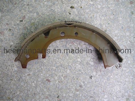 Auto Car Parts Disc Spare Noiseless Brake Shoe For Daihatsu Toyota