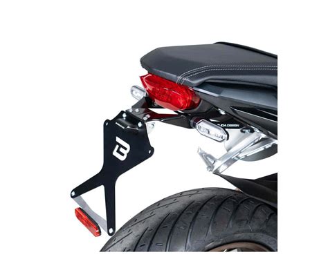 SUPPORT DE PLAQUE HONDA CB650R 19 BARRACUDA