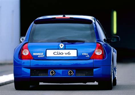 Renault Clio Sport V6 2003 - Autocity