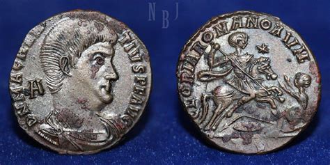 Roman Empire Ae Follis Magnentius Ad 350 353 Rome