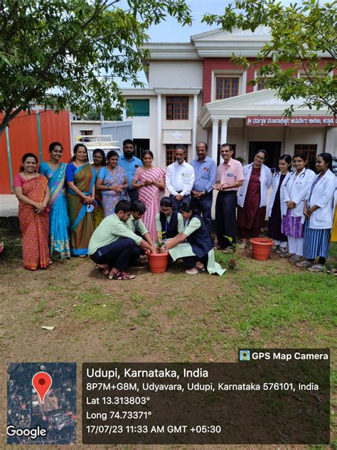 Vanamahotsava Saptaha Sdm College Of Ayurveda Udupi