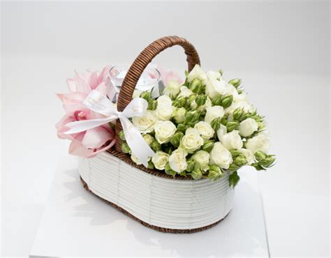 Your Store White Roses Basket