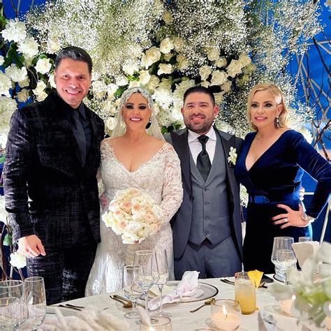 Sergio Liz Rraga De Banda Ms Celebr Sus A Os De Casados Con Fiest N