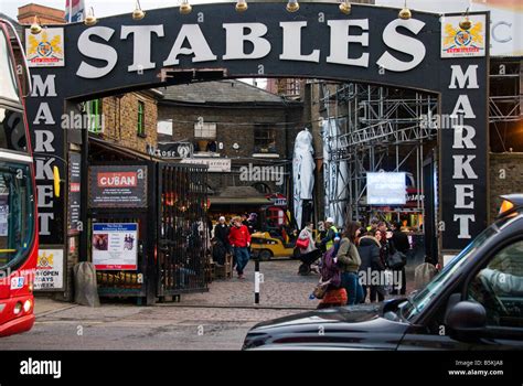 Camden stables market Banque de photographies et dimages à haute