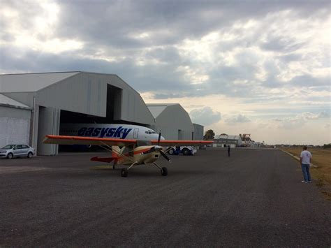 Just Realized I Shared A Hangar With The Plane From The Cubana De