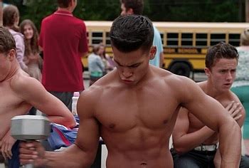 Drew Ray Tanner Shows His Muscle Body In Zapped Gay Male Celebs