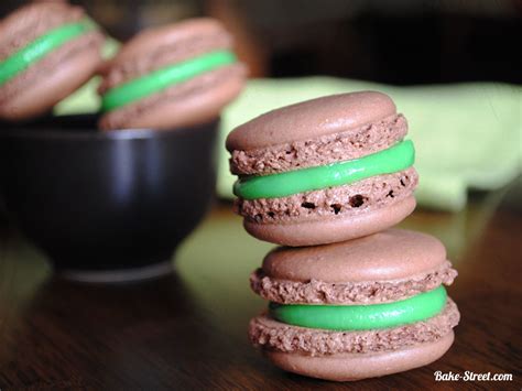 Macarons De Chocolate Con Ganache A La Menta Bake