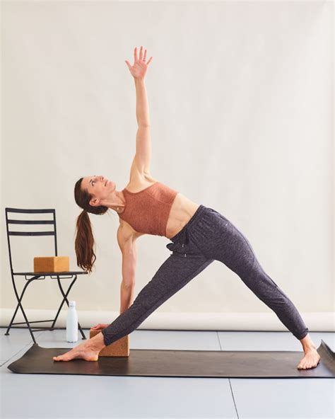 Loosen Your Tight Hamstrings With These 5 Stretches Camille Styles