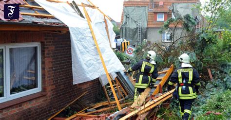 Tornado Dutzende Häuser Beschädigt Unglücke Faz